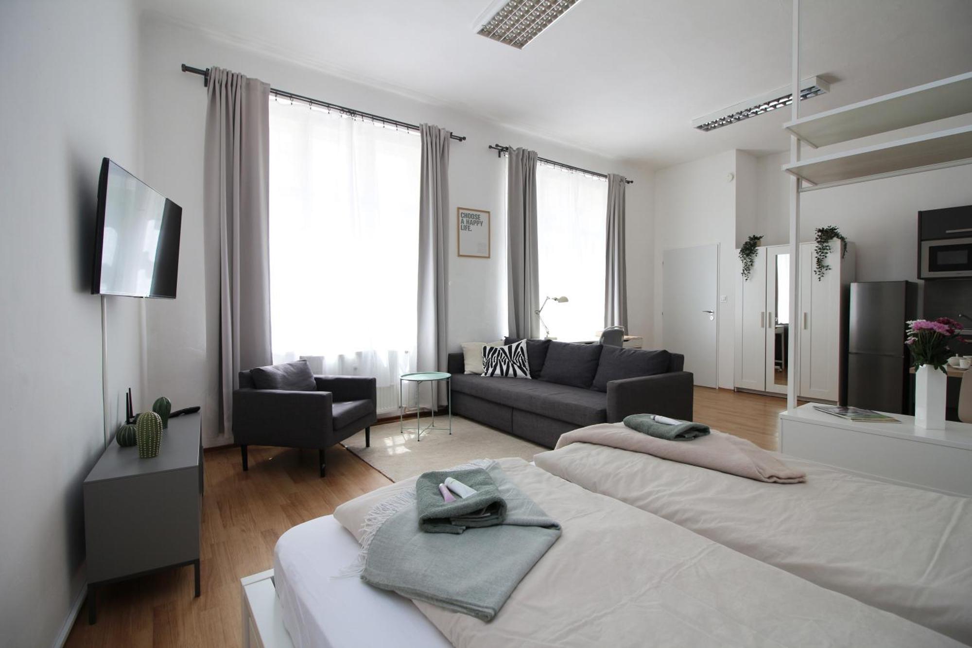 7 Nights Apartments Dominikanske N. Брно Экстерьер фото