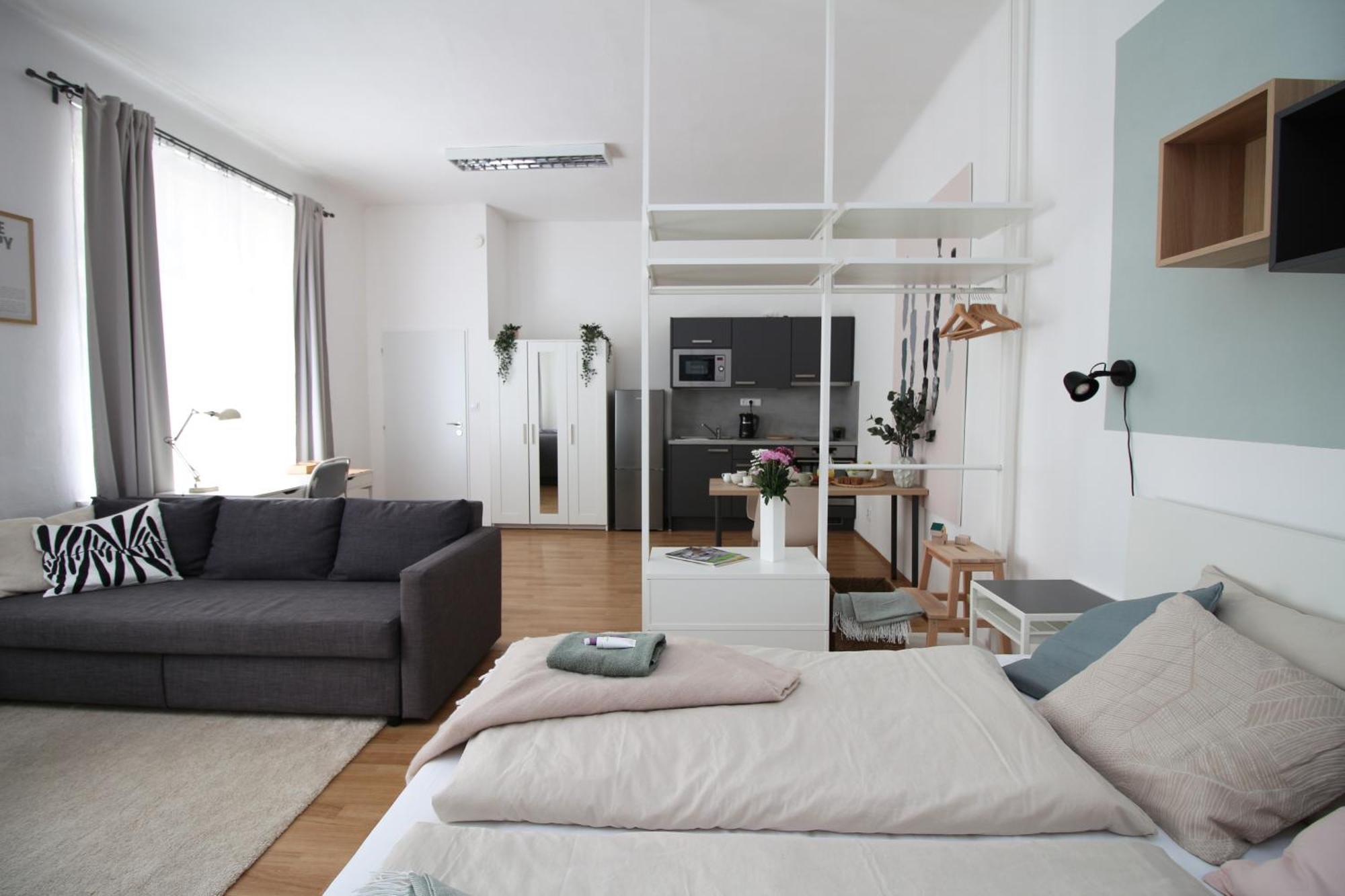 7 Nights Apartments Dominikanske N. Брно Экстерьер фото