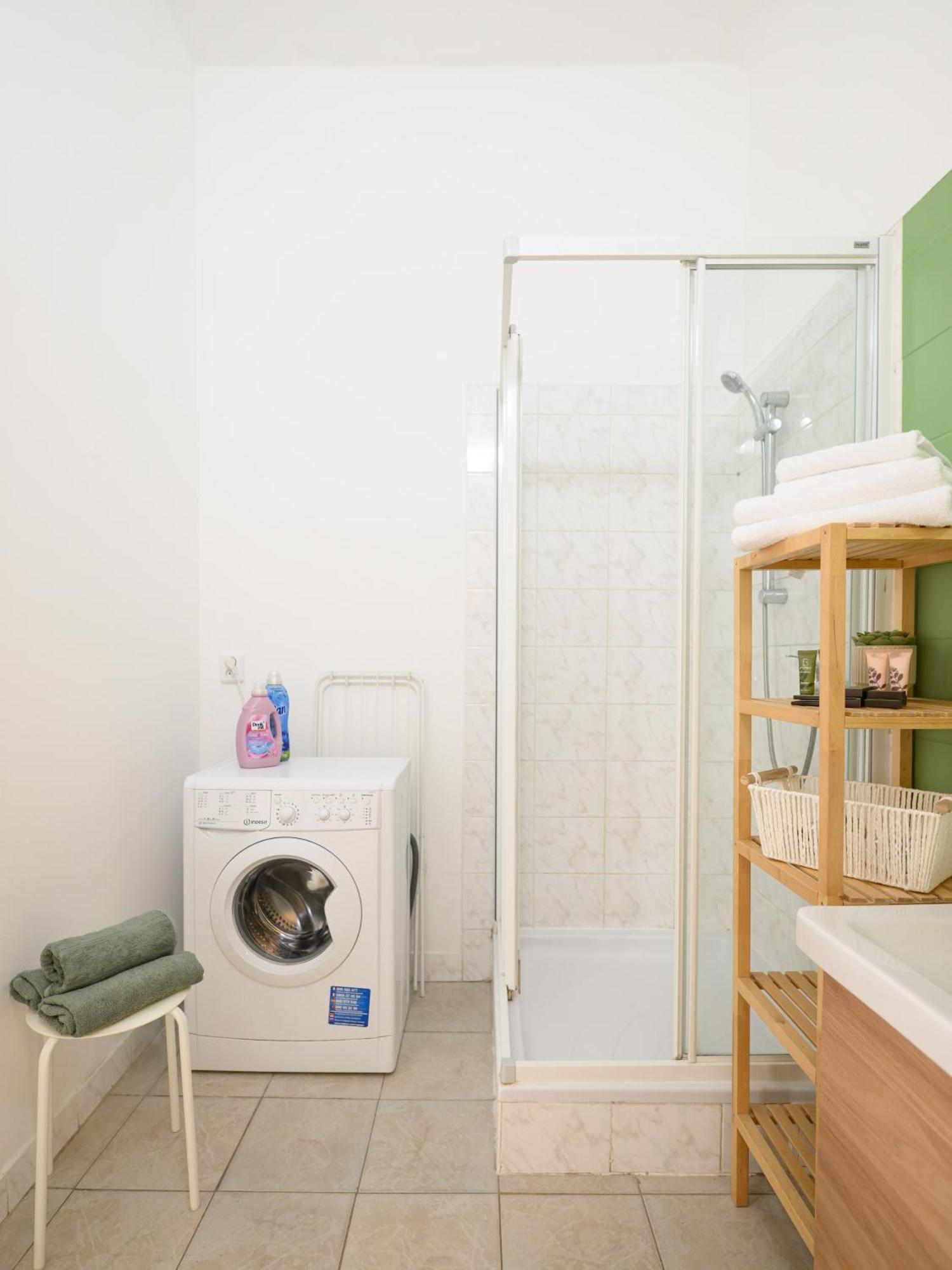 7 Nights Apartments Dominikanske N. Брно Экстерьер фото