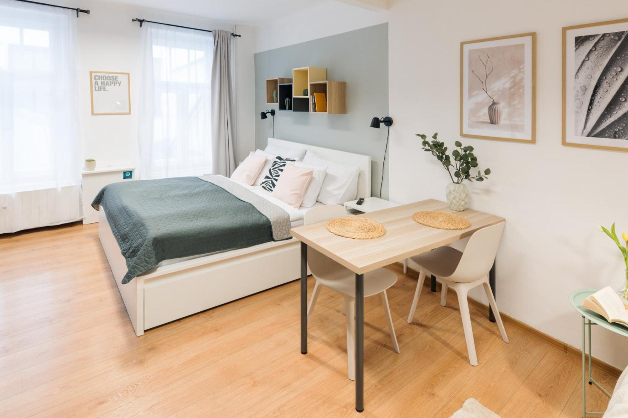 7 Nights Apartments Dominikanske N. Брно Экстерьер фото